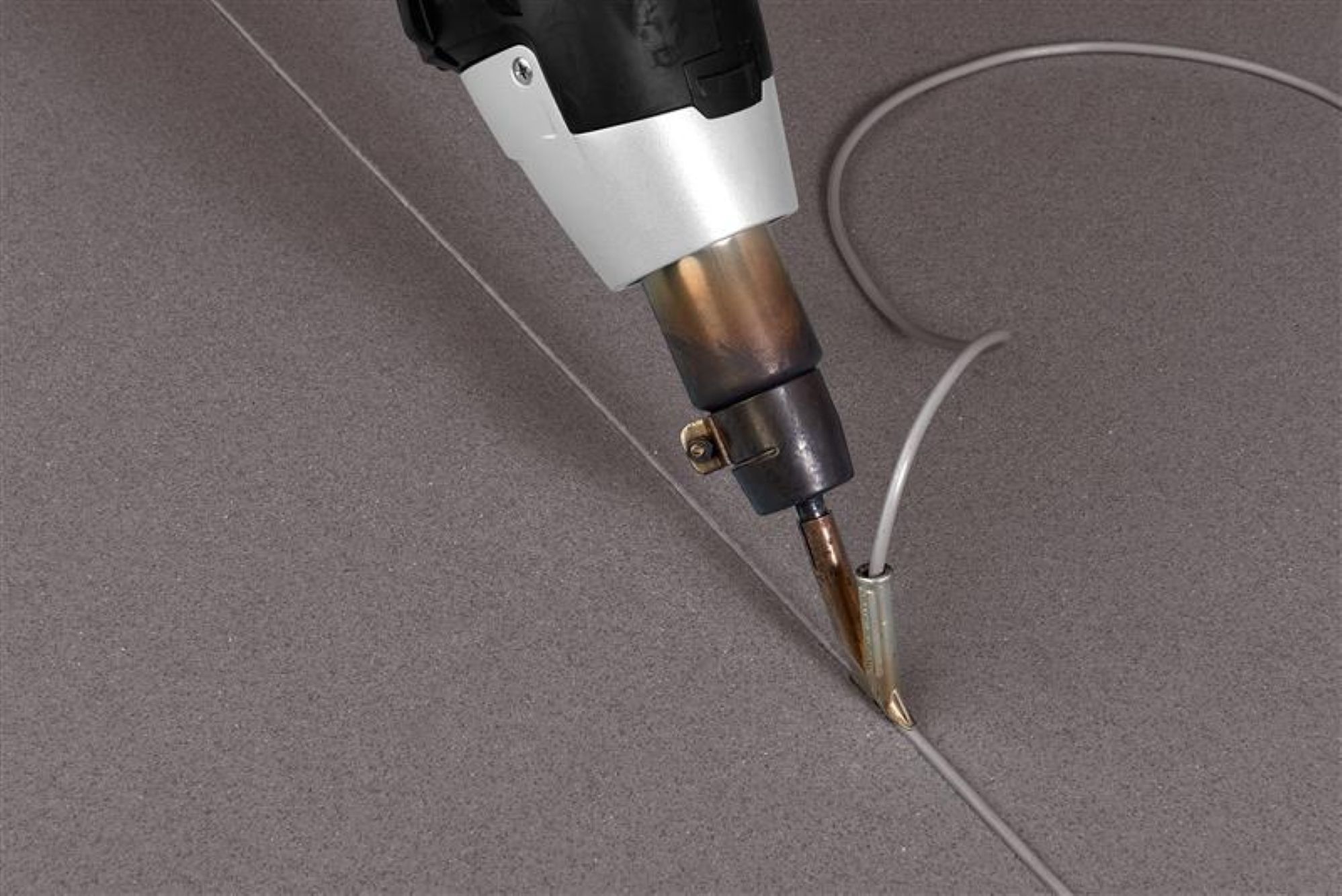 Retail & Grocery Stores